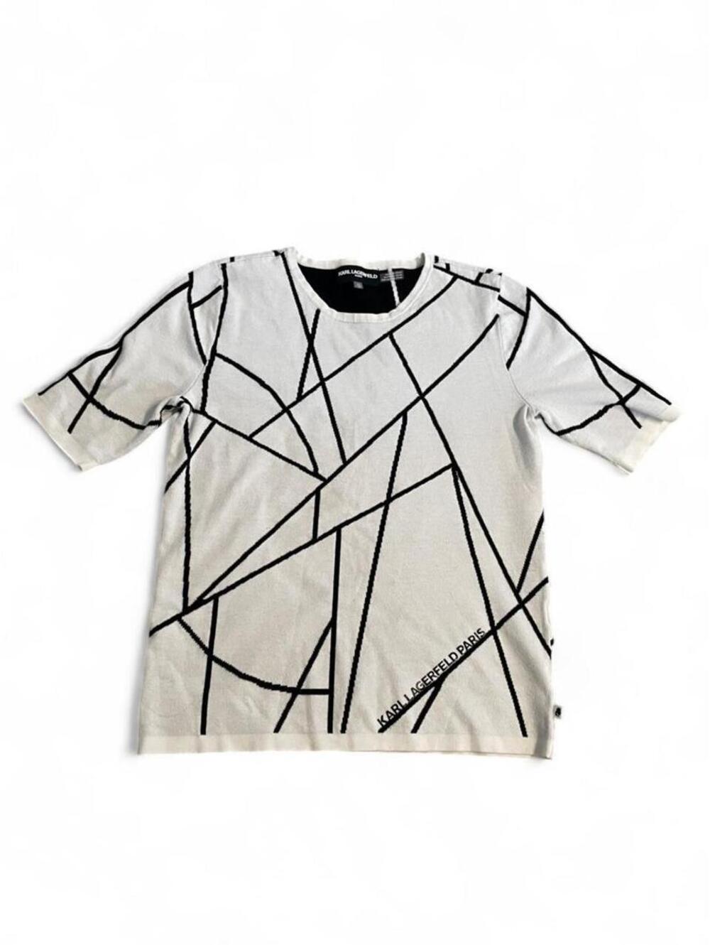 Karl Lagerfeld Paris white & black geometric line pattern t-shirt in XS